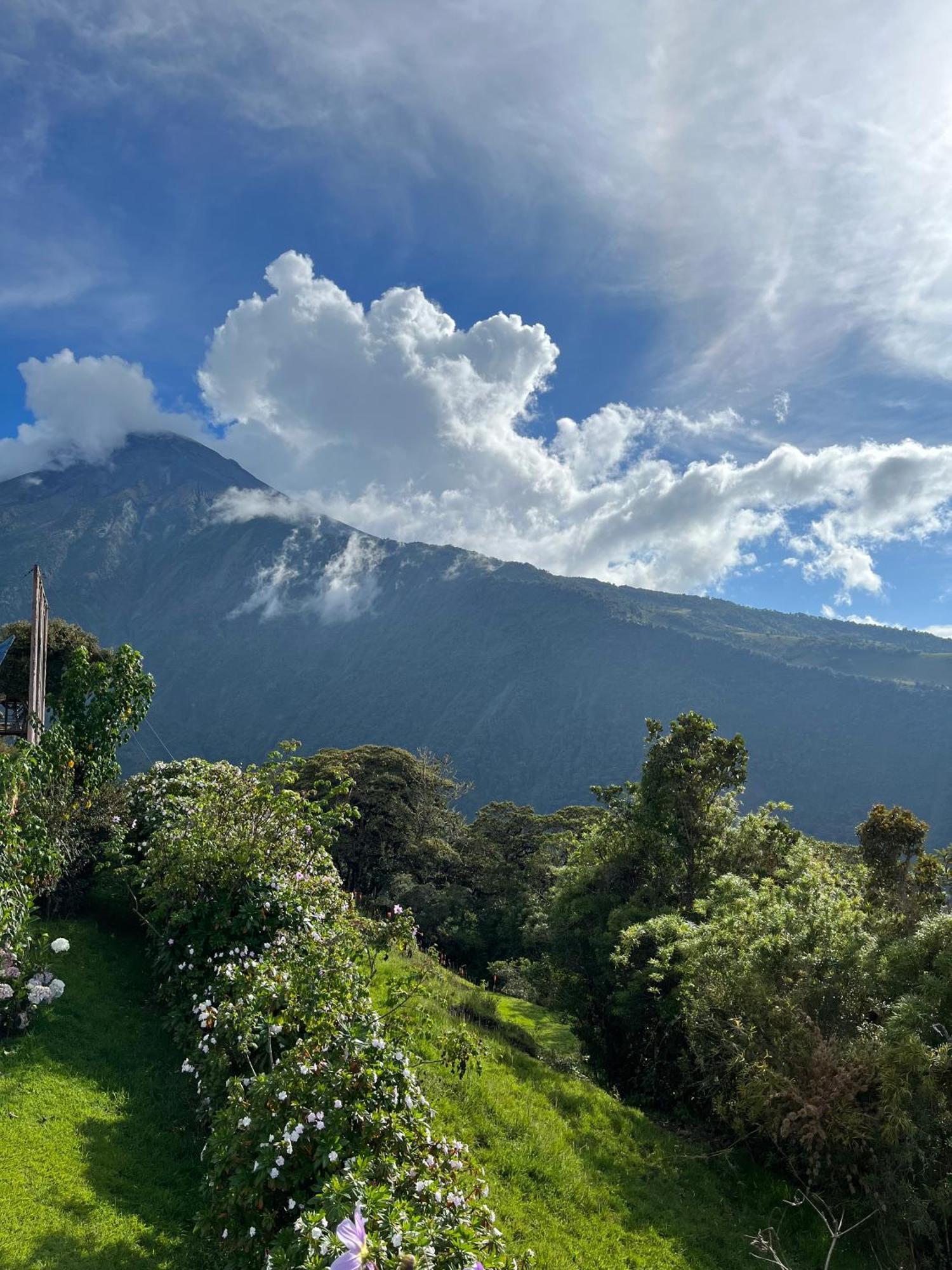 Premium Holiday Cabin - Spectacular Tungurahua Volcano View Banos  Ngoại thất bức ảnh